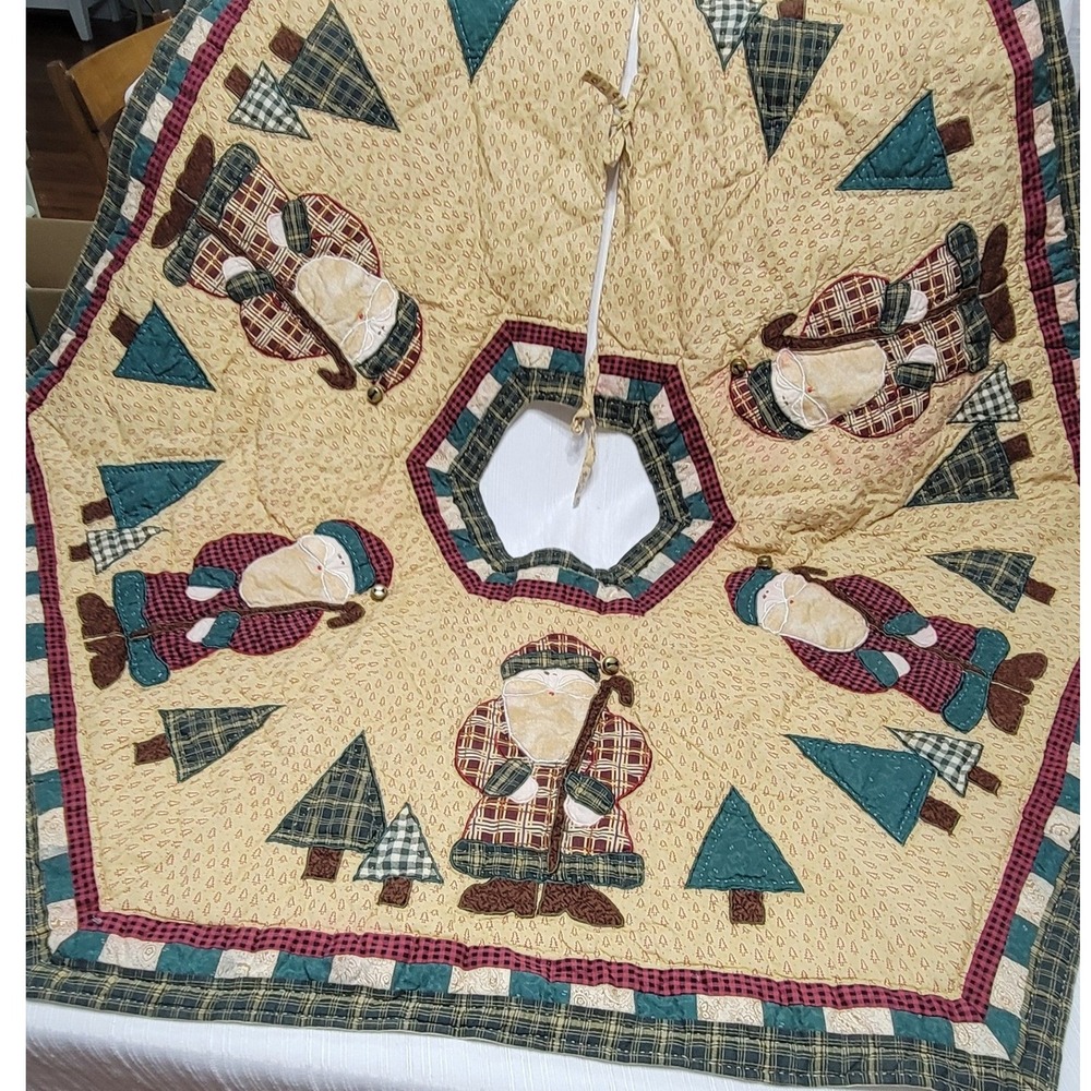Quilted Christmas Tree Skirt Plaid Santa Claus Jingle Bells Primitive Rustic 40"